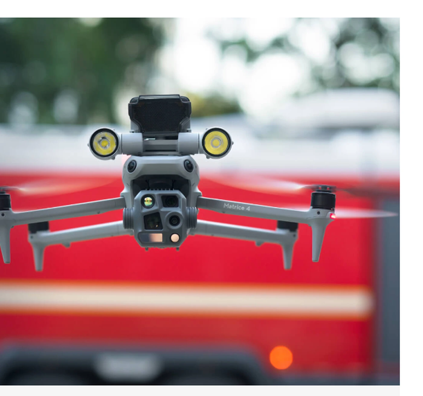 DJI Matrice 4T pentru observație termică și intervenție